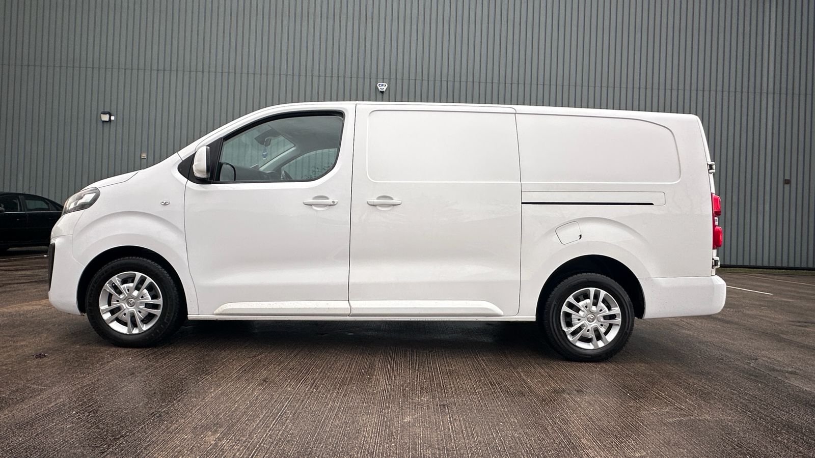 WhatsApp Image 2026-01-27 at 5.41.29 PM (4)